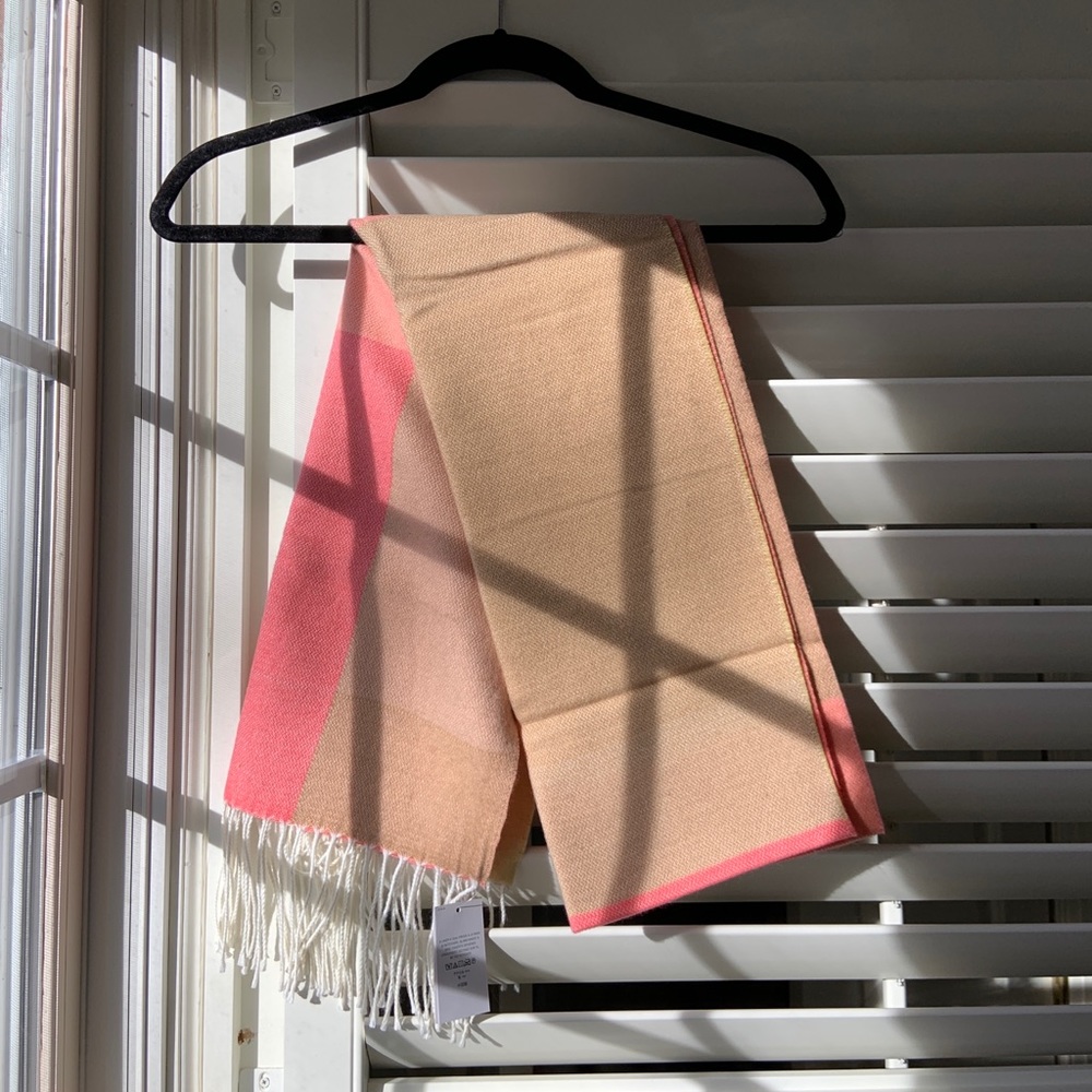 NWT Lands End soft wool pink and tan scarf